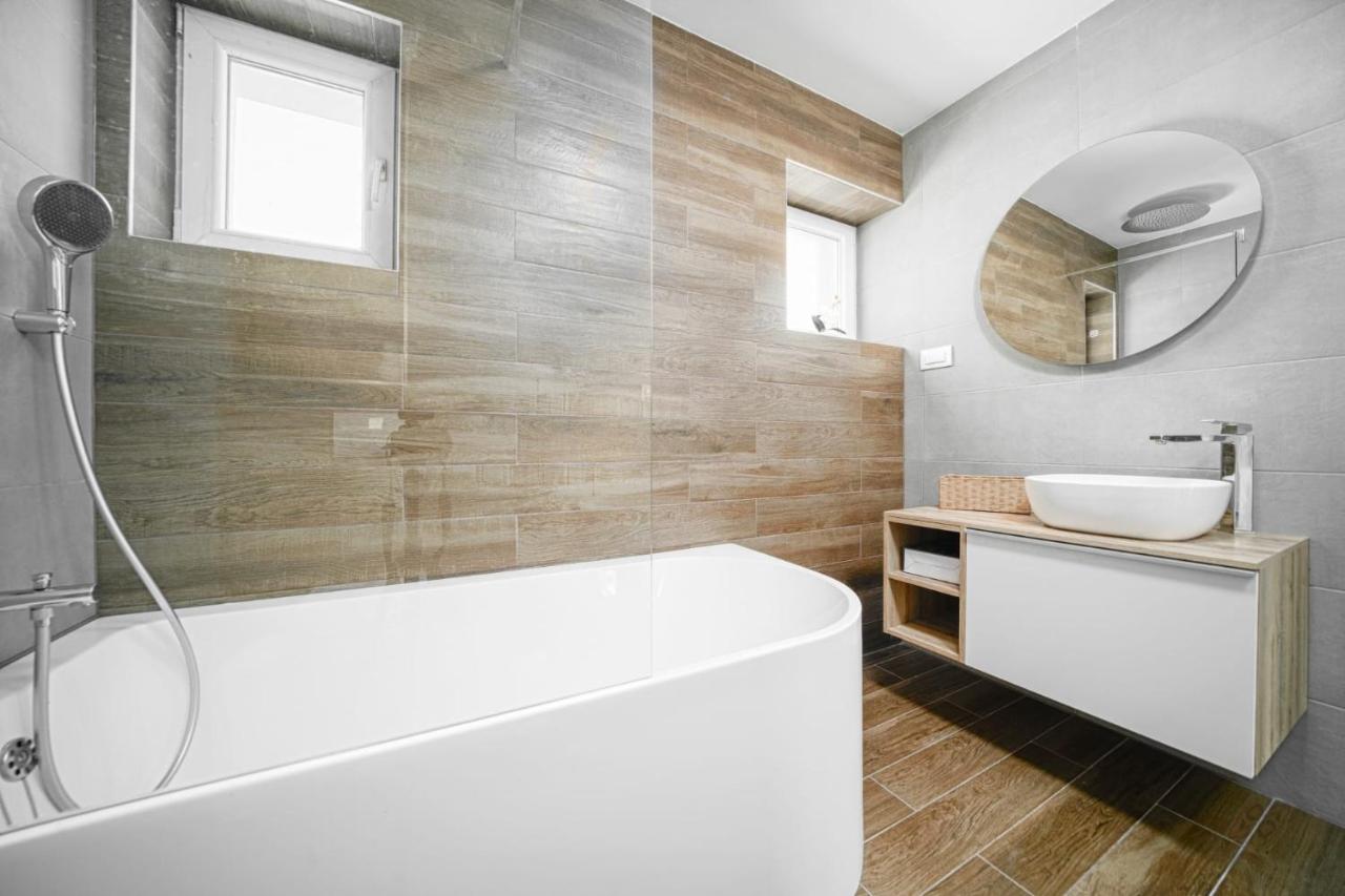 Pina Tourist Apartments Βόντιτσε Εξωτερικό φωτογραφία
